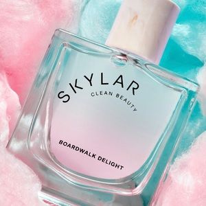 NEW 💗 Unopened FULL SIZE Skylar Perfume!
